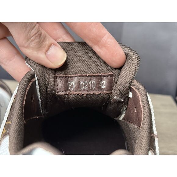 Louis Vuitton White and Brown Men's Sneakers - Picture 14 of 16